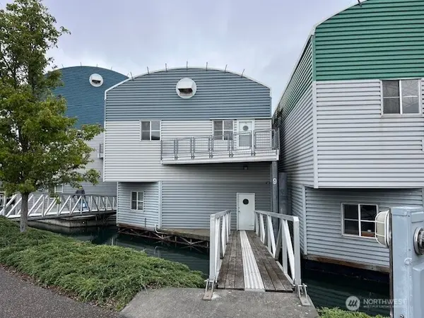 10989 Josh Green Lane #9, La Conner, WA 98257