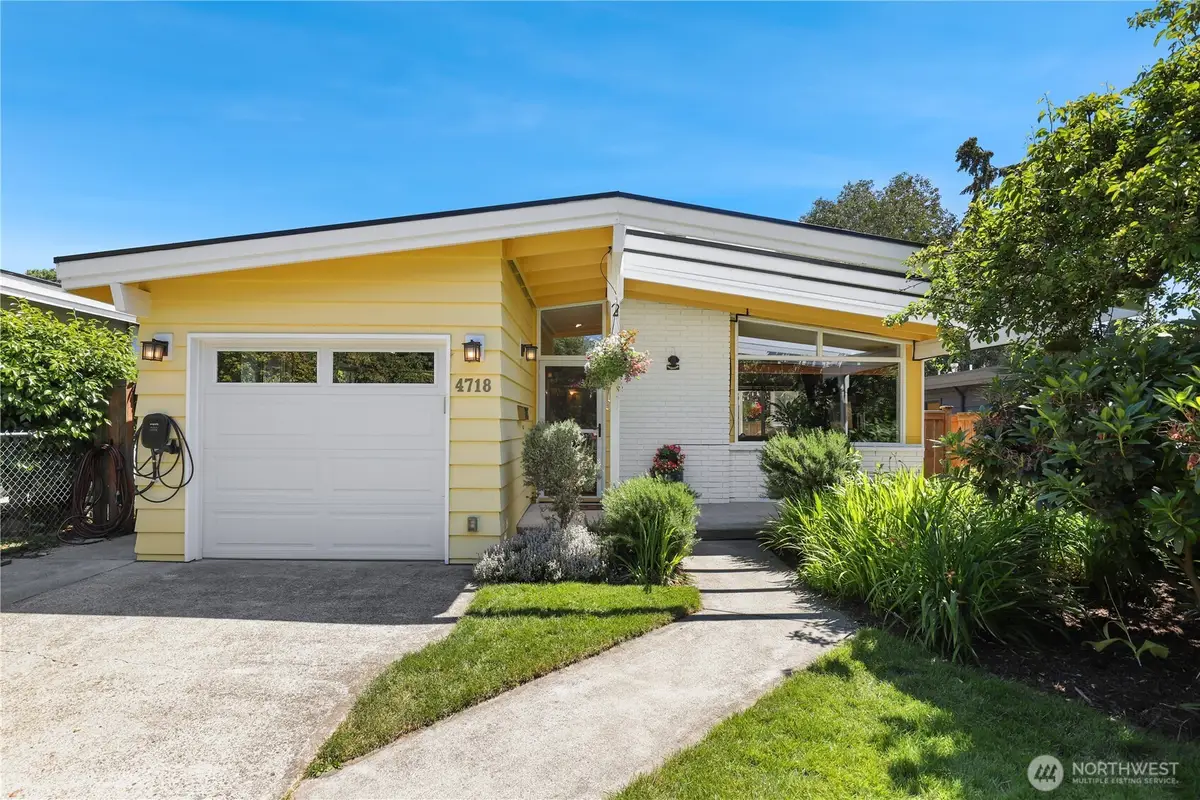 4718 48th Avenue Sw, Seattle, WA 98116 - #1