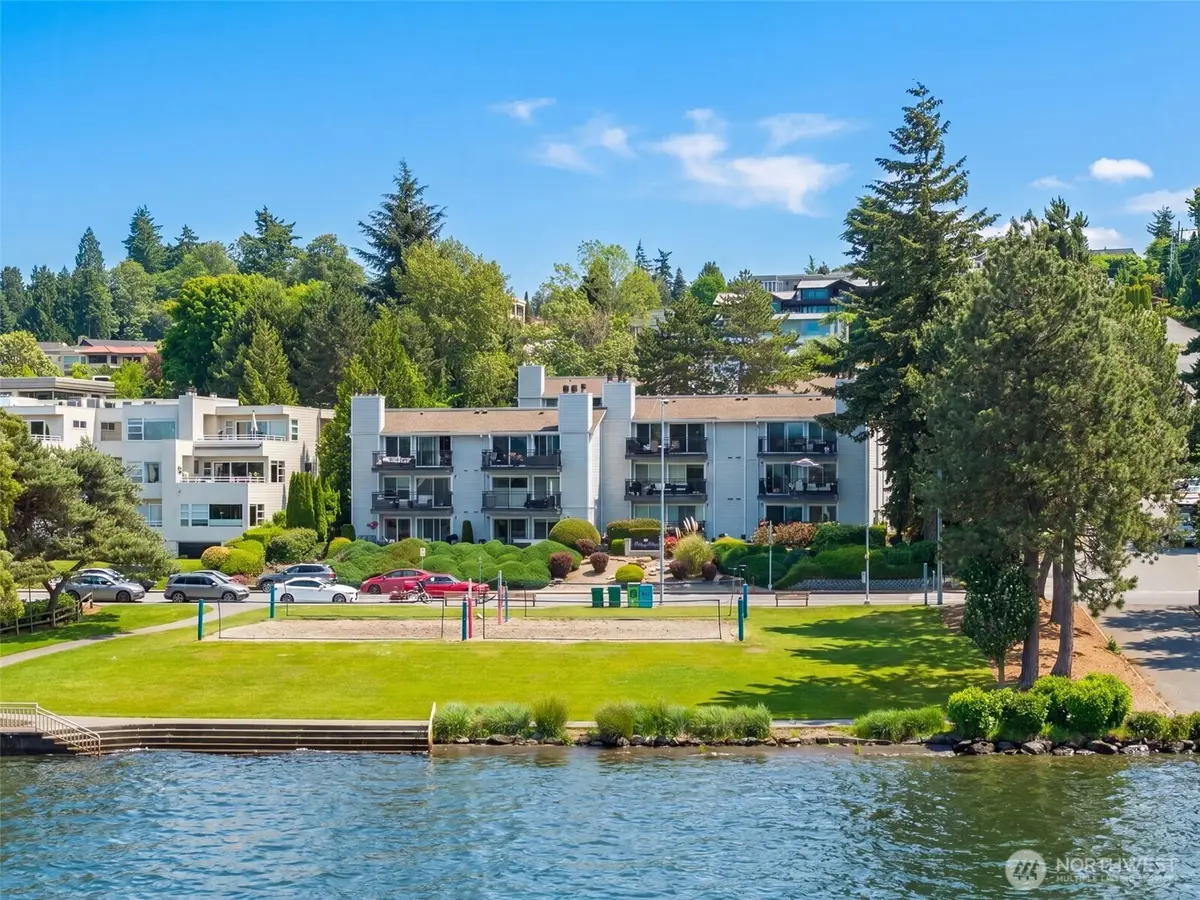10110 NE 60th Street #101, Kirkland, WA 98033 - #1