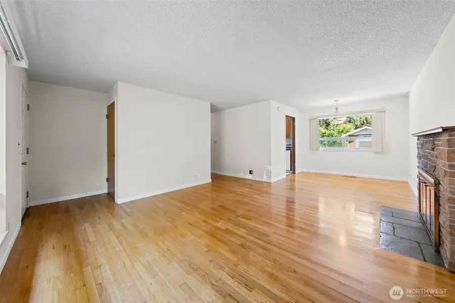 18314 44th Avenue S, Seatac, WA 98188 - #3