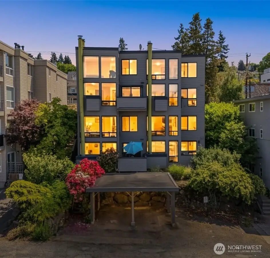2831 14th Avenue W #2, Seattle, WA 98119 - #1