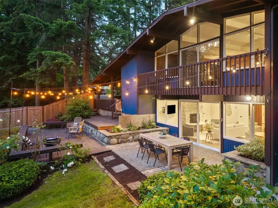 1305 Kings Place Nw, Bainbridge Island, WA 98110 - #2