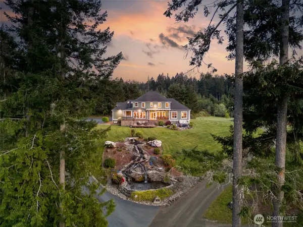7538 Olympic Vista Place Nw, Seabeck, WA 98380