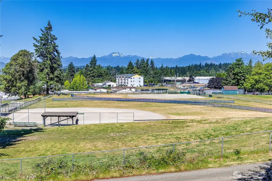 3245 Almira Drive, Bremerton, WA 98310 - #2