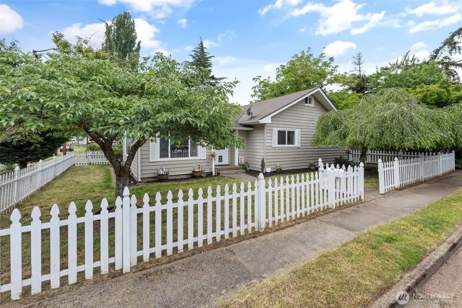 316 E Plum Street, Centralia, WA 98531 - #2
