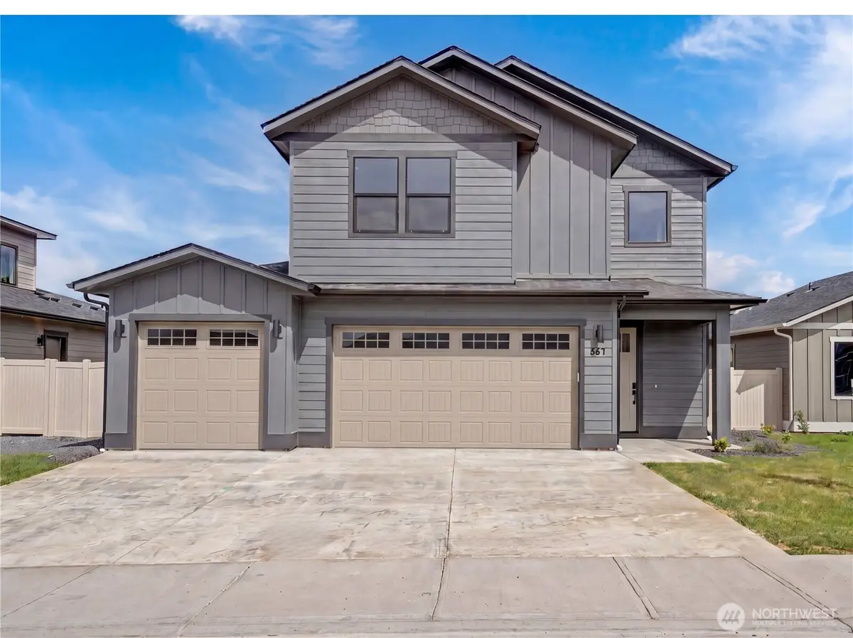 551 Perry Avenue, East Wenatchee, WA 98802 - #1
