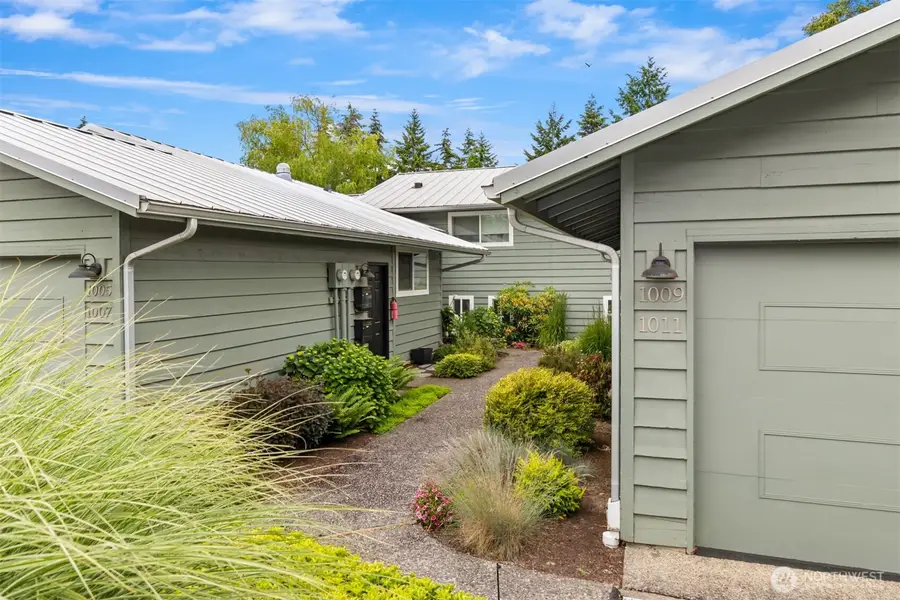 1011 Blue Heron Avenue Ne, Bainbridge Island, WA 98110 - #3