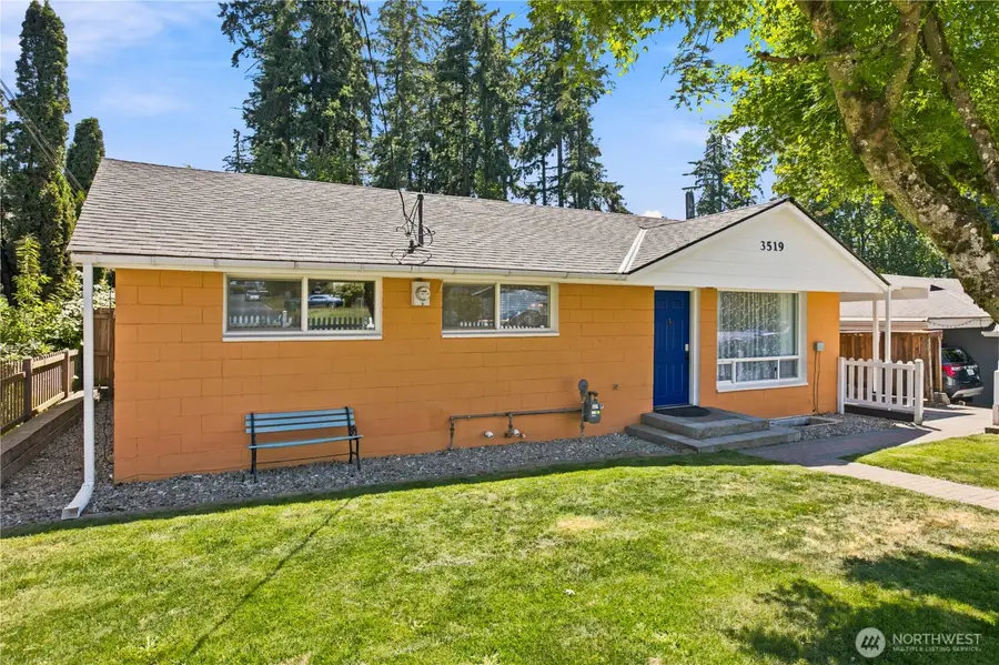 3519 NE 8th Street, Renton, WA 98056 - #3