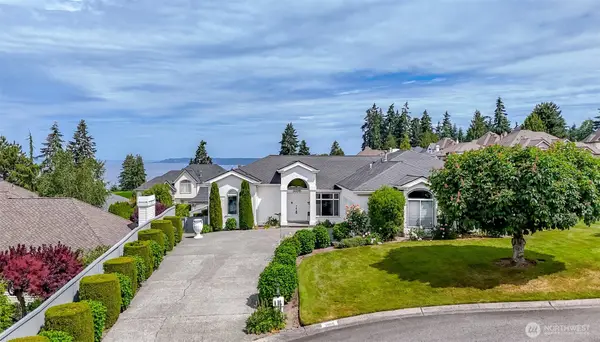 30015 1st Place S, Federal Way, WA 98003