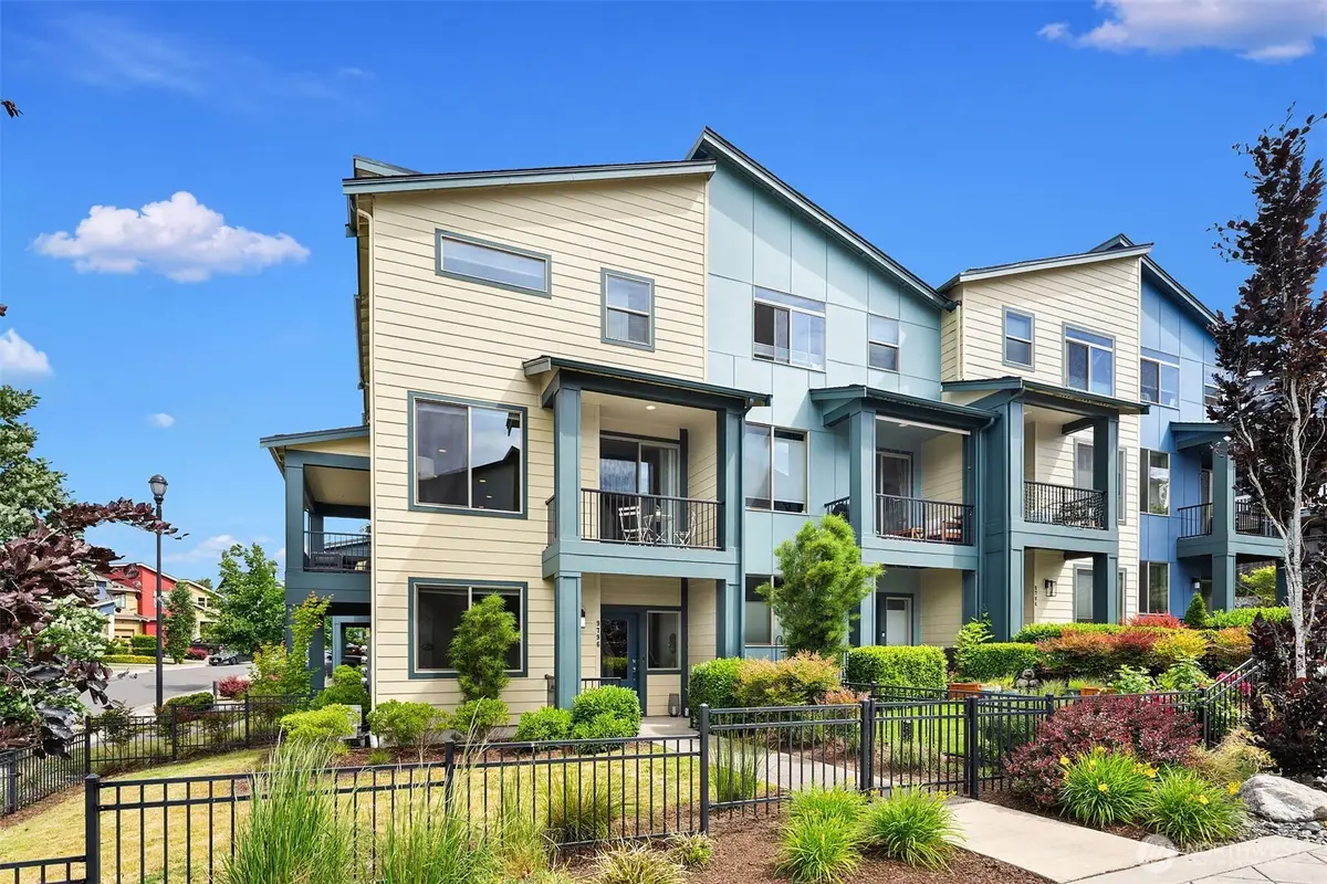 9796 11th Avenue Sw, Seattle, WA 98106 - #1