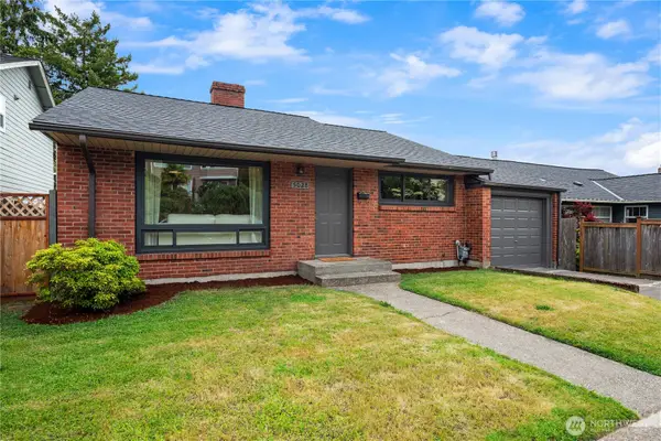 5028 41st Avenue Sw, Seattle, WA 98136