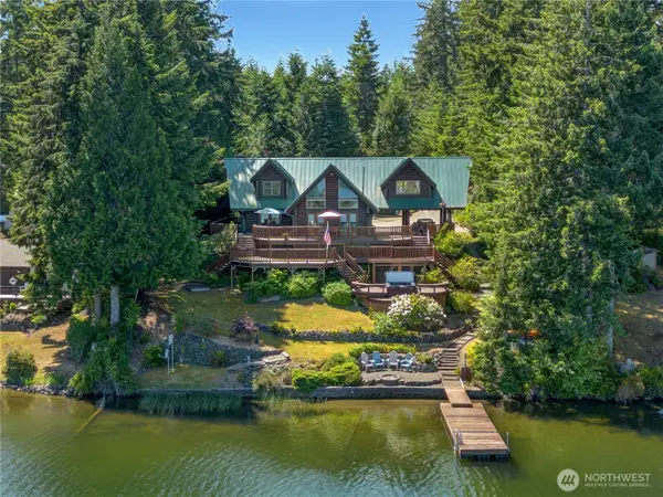 4744 Panther Lake Road W, Bremerton, WA 98312