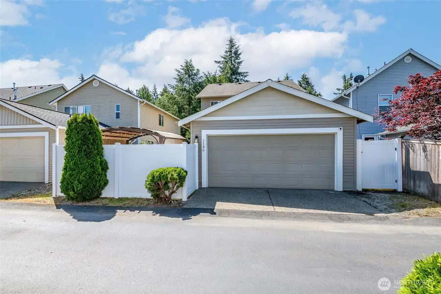 1186 Griggs Street, Dupont, WA 98327 - #3