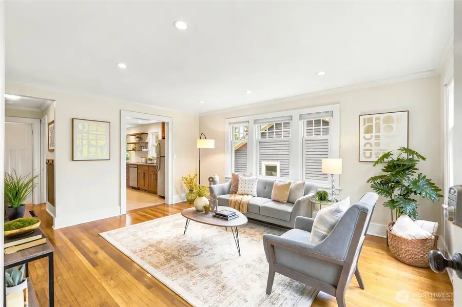 4755 39th Avenue S, Seattle, WA 98118 - #3