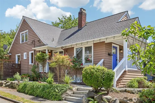 3920 Ashworth Avenue N, Seattle, WA 98103