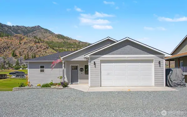 22 Frontage Road, Pateros, WA 98846