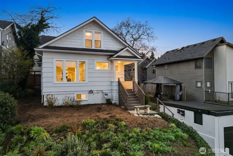 3443 21st Avenue W, Seattle, WA 98199 - #2