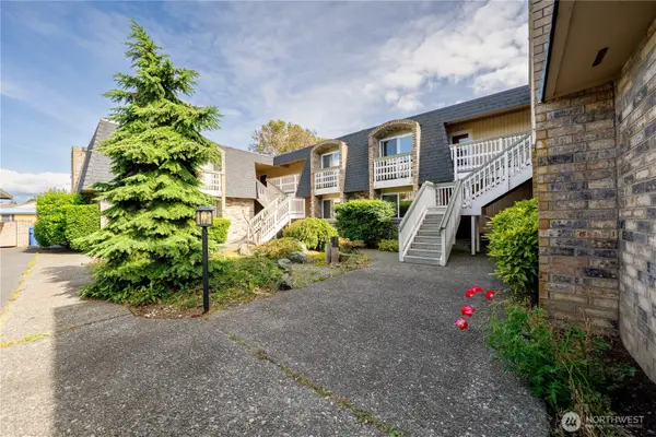 1199 9th Avenue #204, Oak Harbor, WA 98277