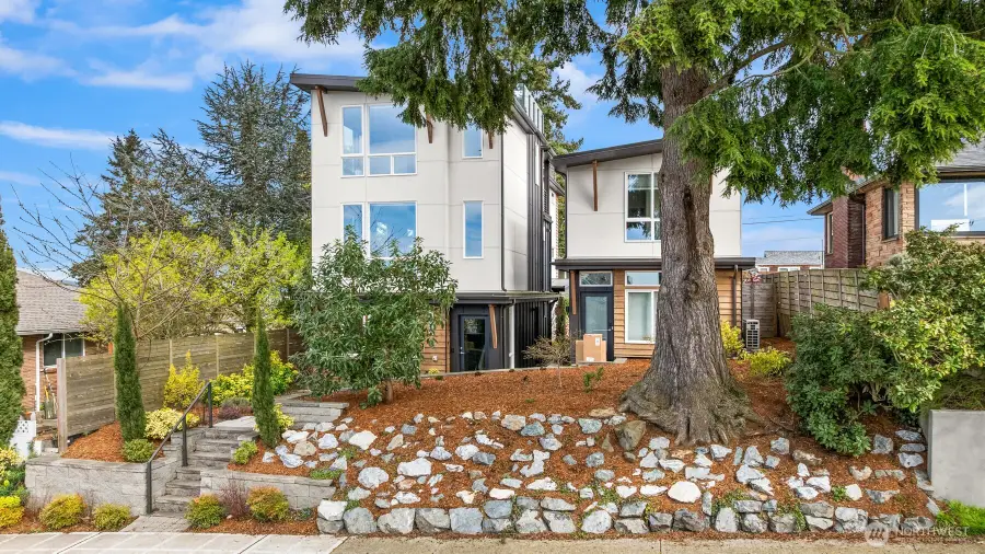 6710 36th Avenue Sw #B, Seattle, WA 98126 - #3
