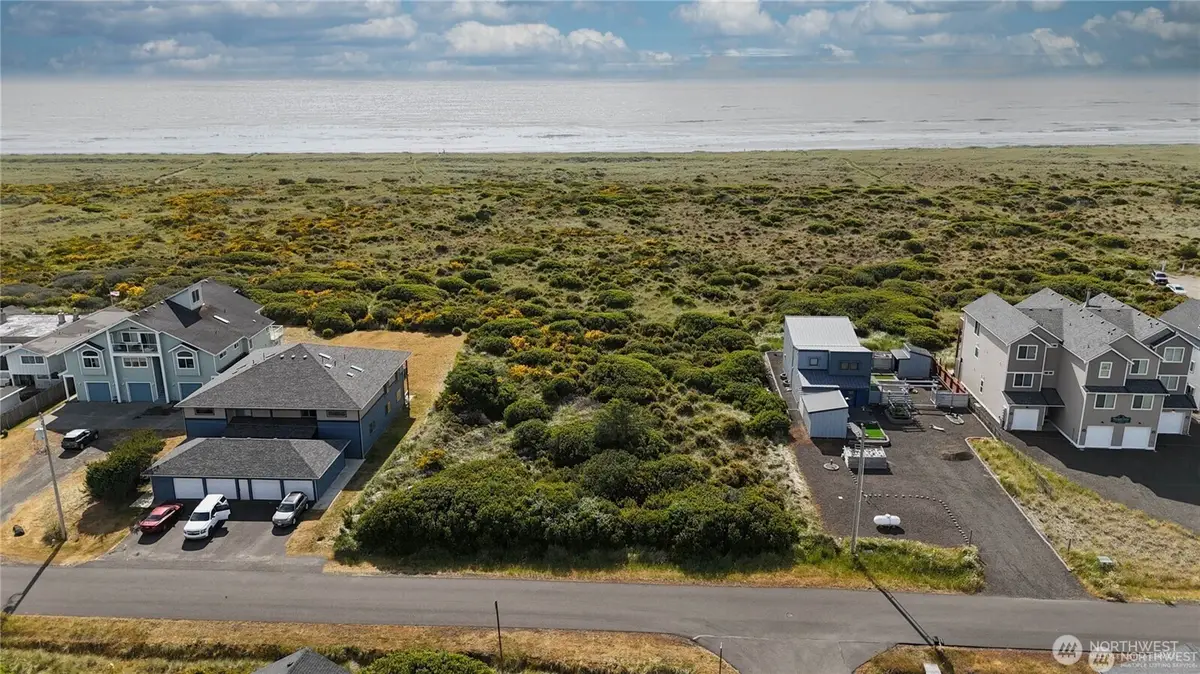 1017 S Sand Dune Ave Sw, Ocean Shores, WA 98569 - #1