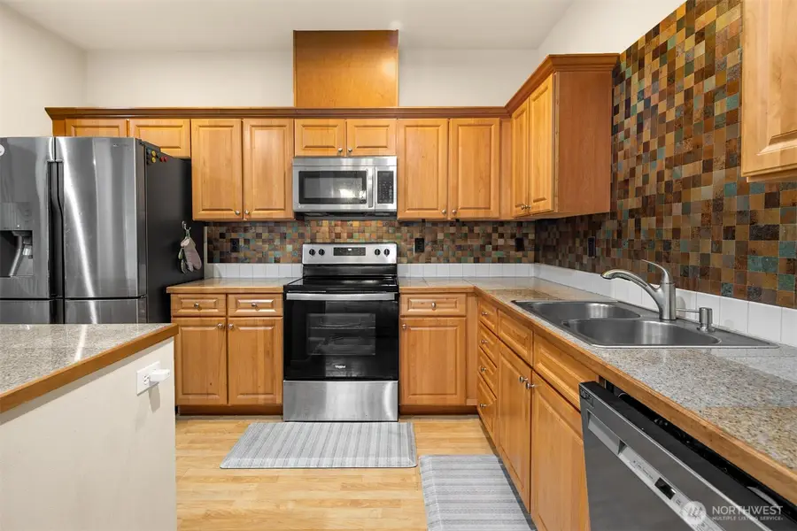 10700 SE 260th Street #E103, Kent, WA 98030 - #3