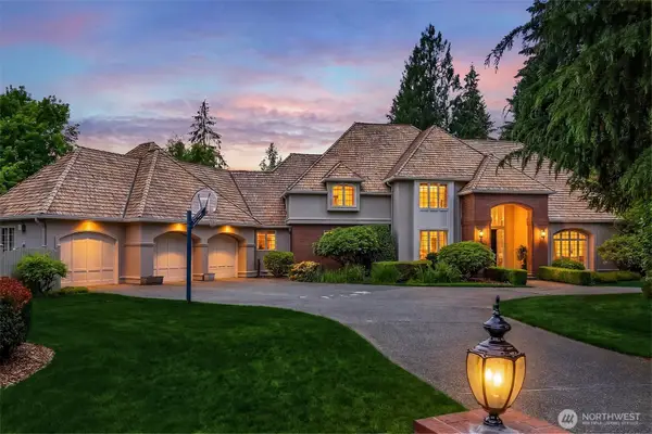 13905 212th Drive Ne, Woodinville, WA 98077