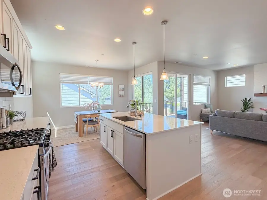 6843 46th Street Ne, Marysville, WA 98270 - #3