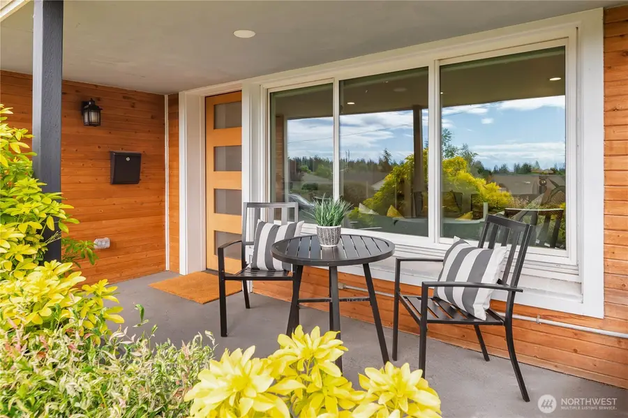 9258 24th Avenue Sw, Seattle, WA 98106 - #3