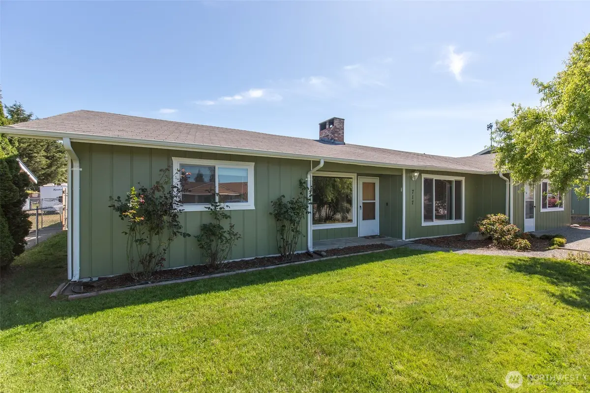 717 E Spruce Street, Sequim, WA 98382 - #1
