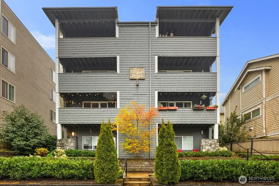 1729 18th Avenue #201, Seattle, WA 98122 - #2