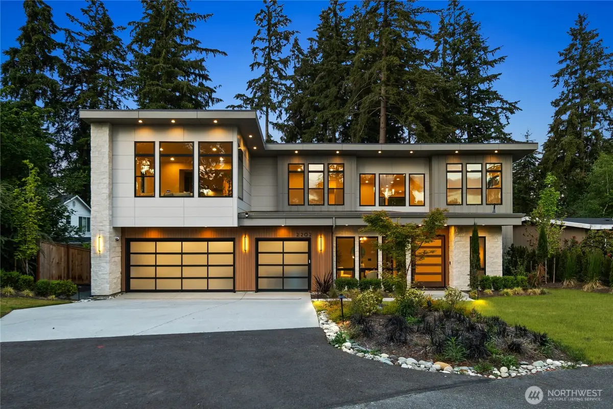 2202 102nd Place Se, Bellevue, WA 98004 - #1