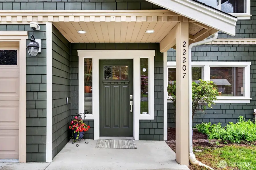 22207 48th Avenue W, Mountlake Terrace, WA 98043 - #2