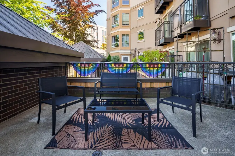 1125 E Olive Street #202, Seattle, WA 98122 - #2