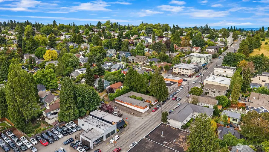 2800 NE 55th Street, Seattle, WA 98105 - #3