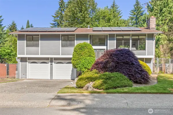 10914 165th Place Ne, Redmond, WA 98052