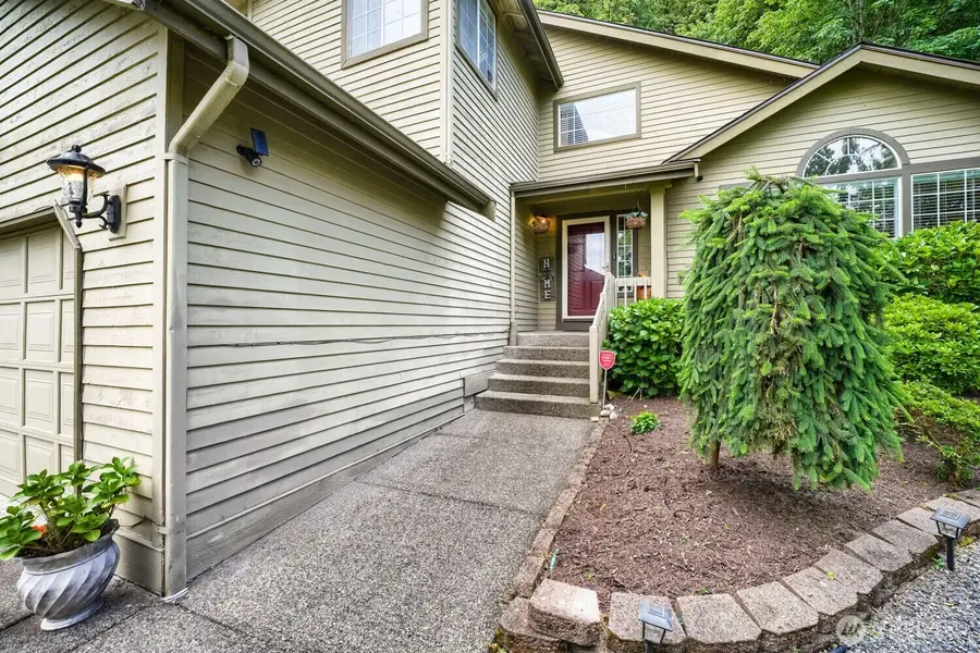 15827 SE 156th Court, Renton, WA 98058 - #2