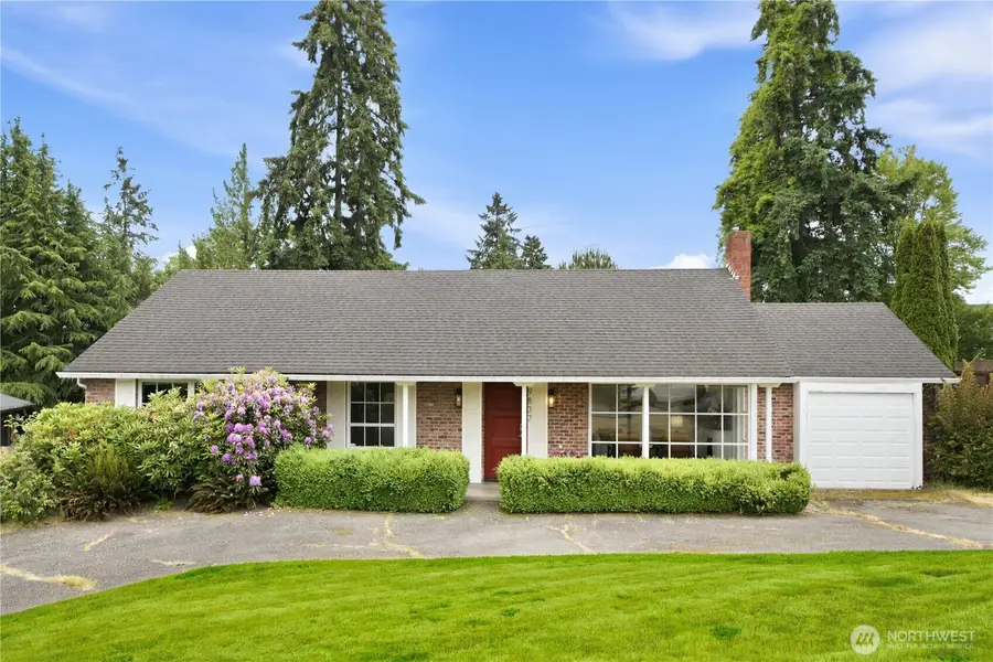 9837 Belfair Road, Bellevue, WA 98004 - #2