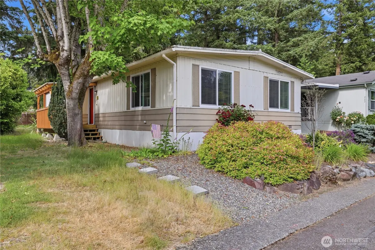 18425 NE 95th Street #221, Redmond, WA 98052 - #1