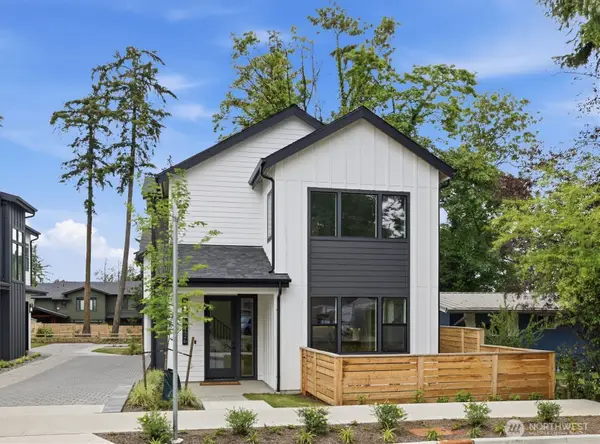 12426 NE 90th Street, Kirkland, WA 98033