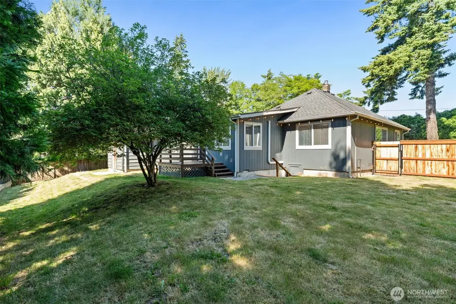 1421 N 32nd Street, Renton, WA 98056 - #3