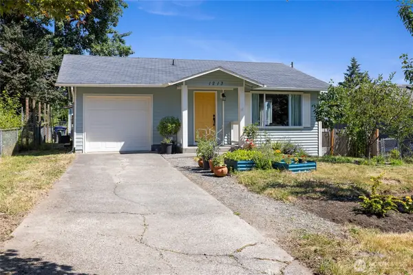 1213 E 59th Street, Tacoma, WA 98404