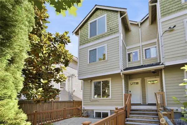 12316 33rd Avenue Ne #C, Seattle, WA 98125