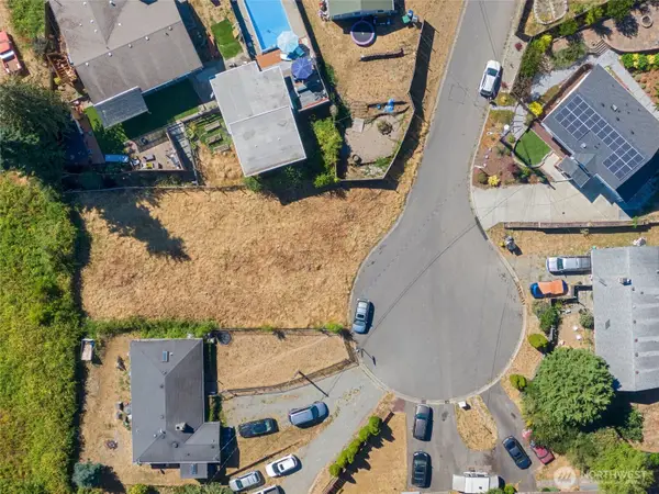 0 S 125th Place #4, Burien, WA 98168