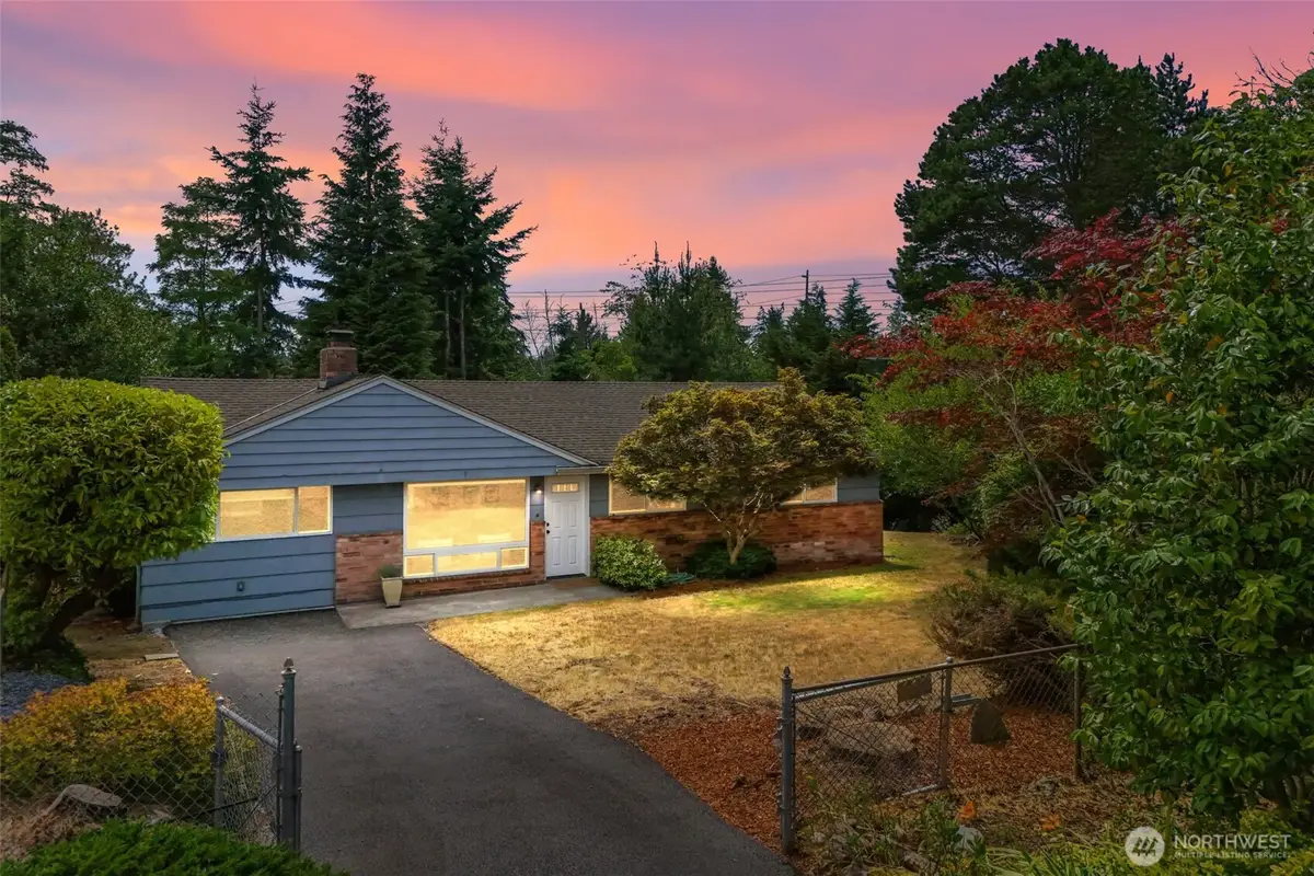 901 NE 148th Street, Shoreline, WA 98155 - #1