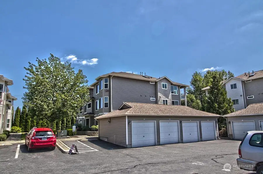10025 9th Avenue W #D-101, Everett, WA 98204 - #2