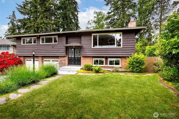14101 Phinney Avenue N, Seattle, WA 98133