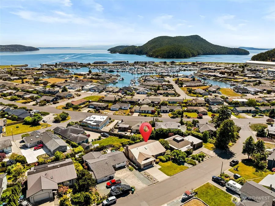 5305 Sterling Drive, Anacortes, WA 98221 - #2