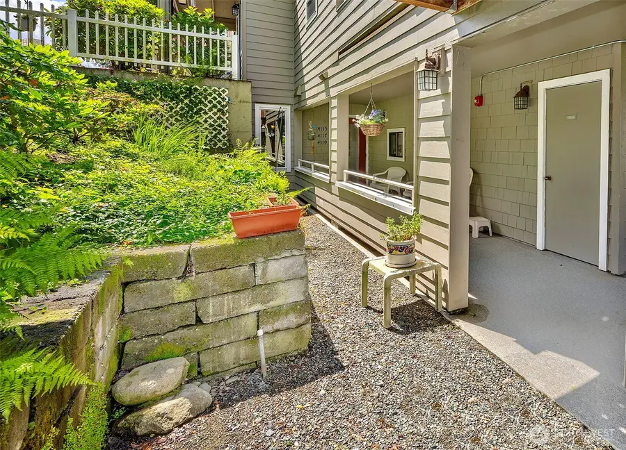4117 Providence Point Drive Se #1002, Issaquah, WA 98029 - #2