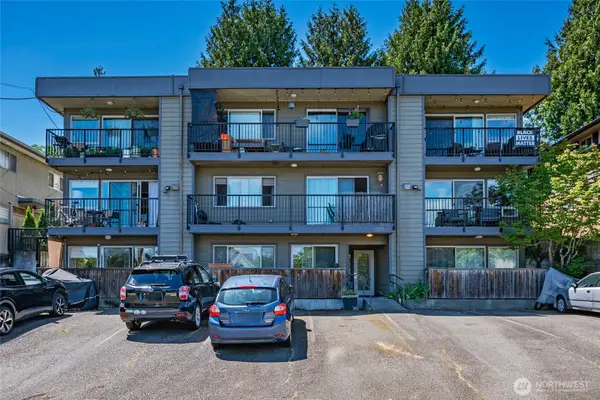 4219 Whitman Avenue N #4, Seattle, WA 98103
