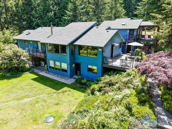 492 Walkabout Way, Port Angeles, WA 98363